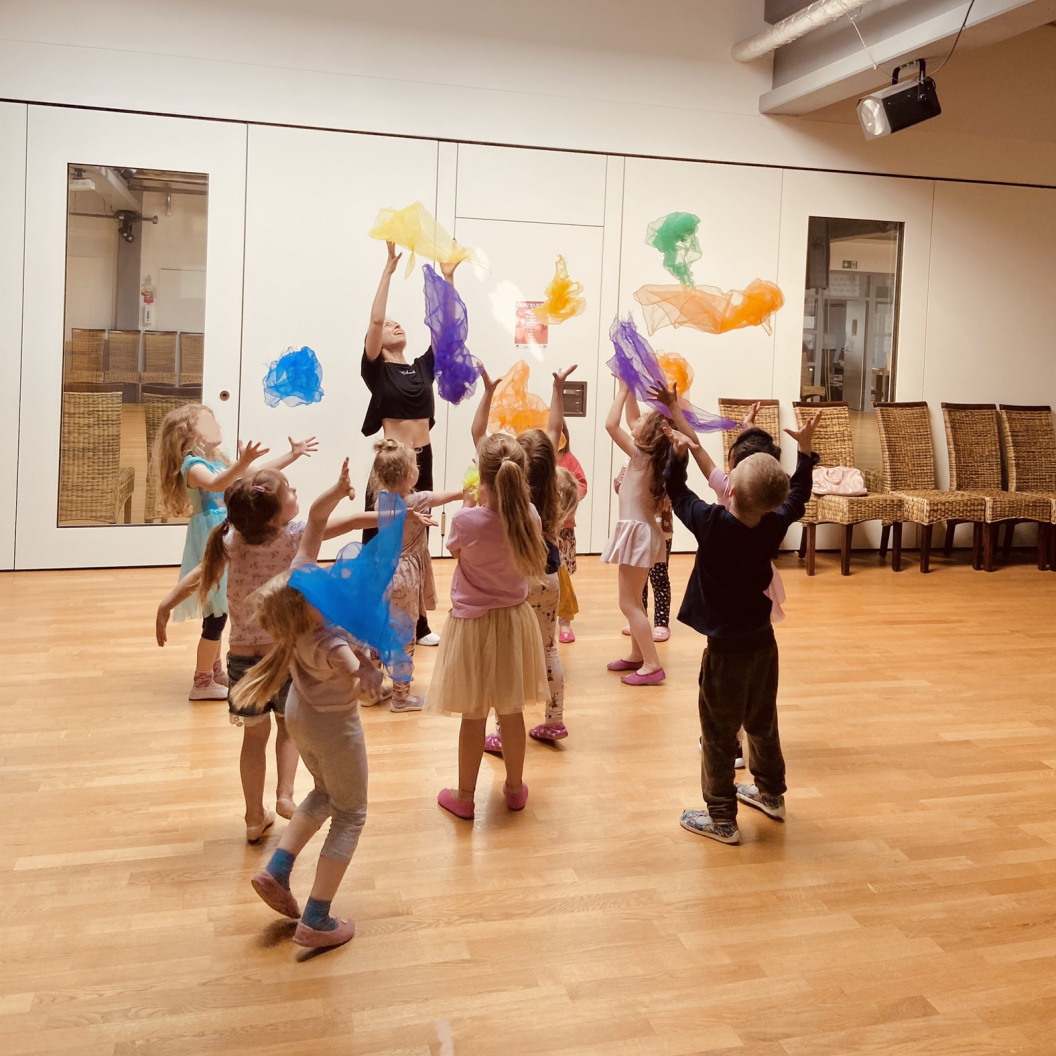 Bild aus dem Kindertanzunterricht
